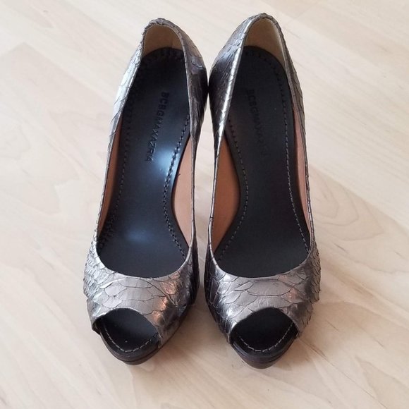 BCBGMaxAzria Nadette snakeskin metallic pumps S6 - Picture 2 of 9